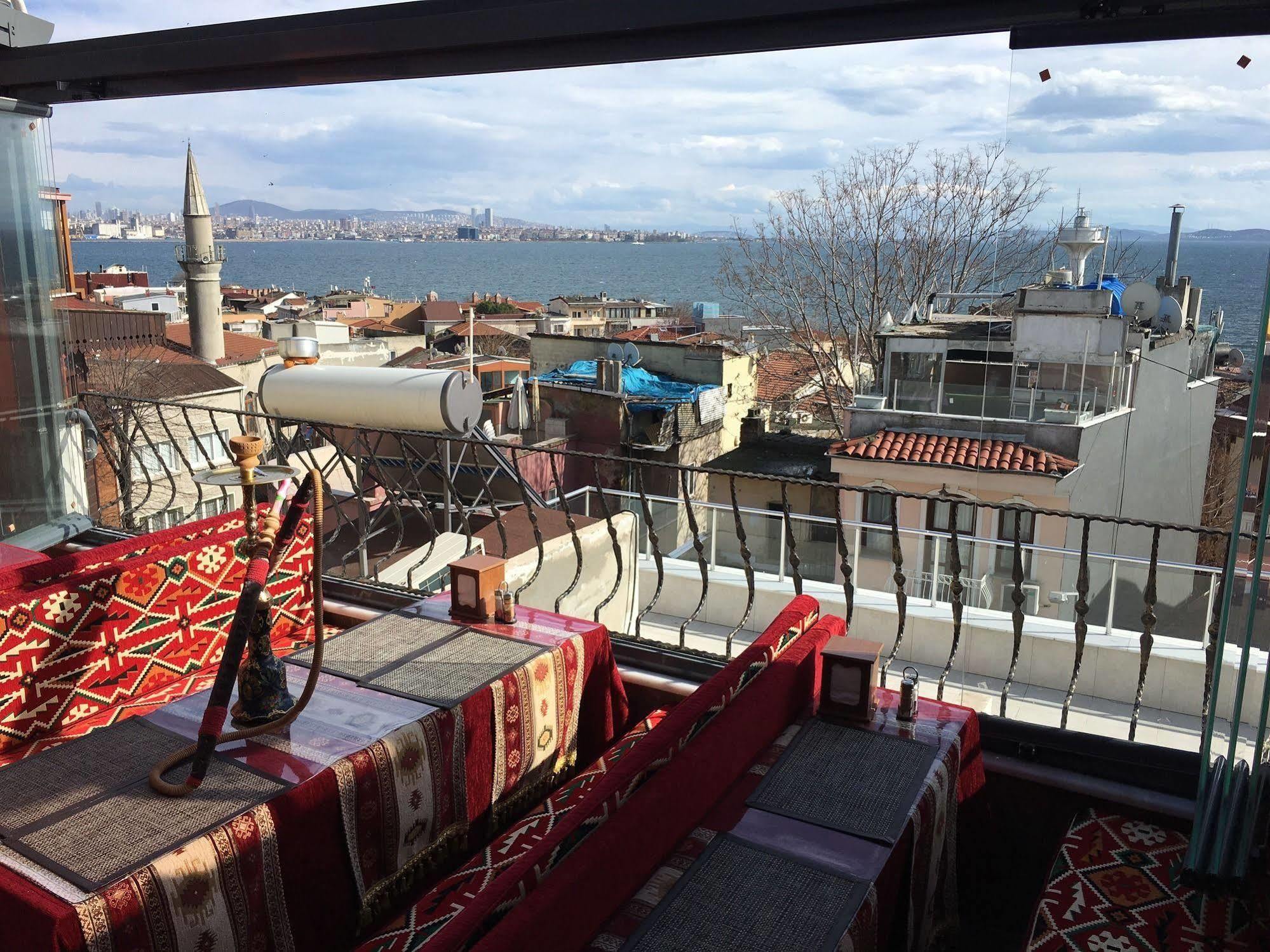 Stanpoli Hostel Istanbul Exterior foto